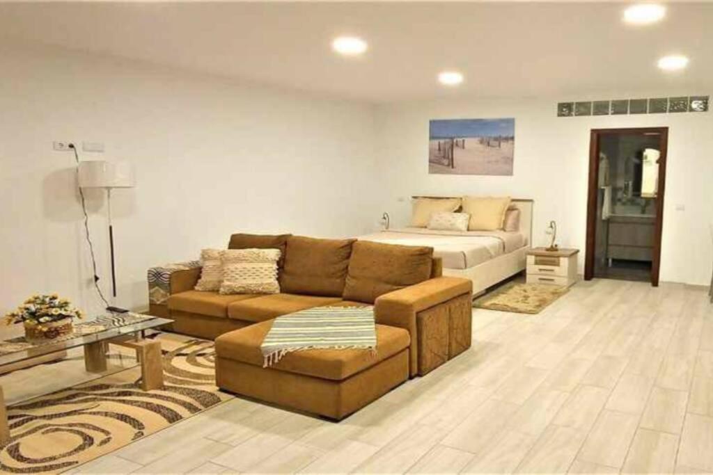 Arcos Grands Suites With Enormous And Private Pool. Arco da Calheta  Exterior photo